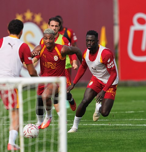 Galatasaray derbi hazırlıklarından antrenman karesi 5