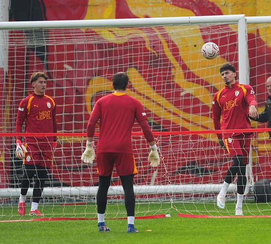 Galatasaray derbi hazırlıklarından antrenman karesi 13
