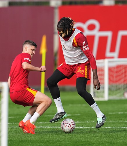 Galatasaray derbi hazırlıklarından antrenman karesi 17